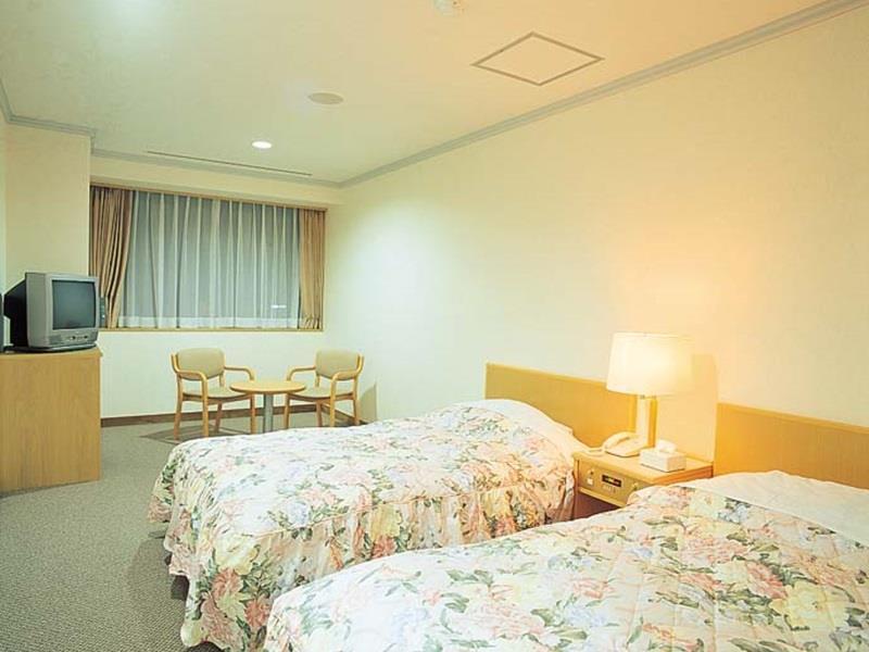 Yu Paradise Sakura Hotel Sakura  Luaran gambar